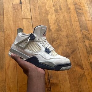 JORDAN 4S